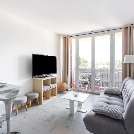 Le Cormoran By Interhome Apartment Le Lavandou