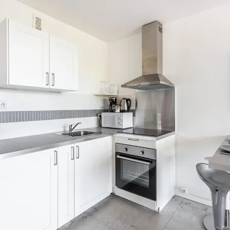 Apartment Le Cormoran By Interhome
