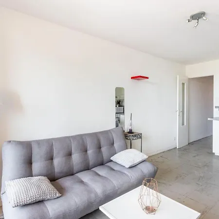 Apartment Le Cormoran By Interhome